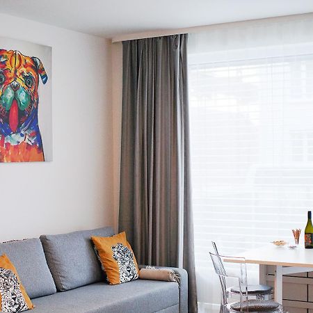 Holesovice Delight: Modern Comfort With A Twist In Prague 7 Eksteriør bilde