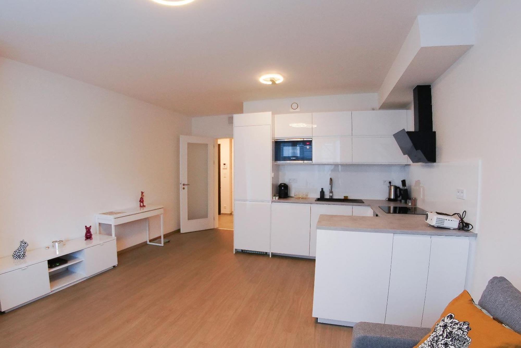 Holesovice Delight: Modern Comfort With A Twist In Prague 7 Eksteriør bilde